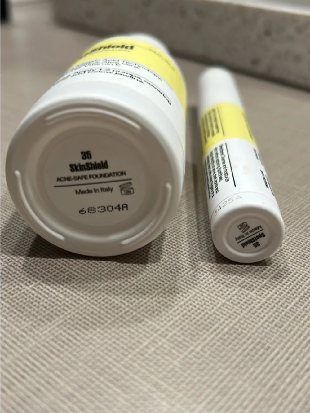 Acne-Safe Foundation SkinsShield